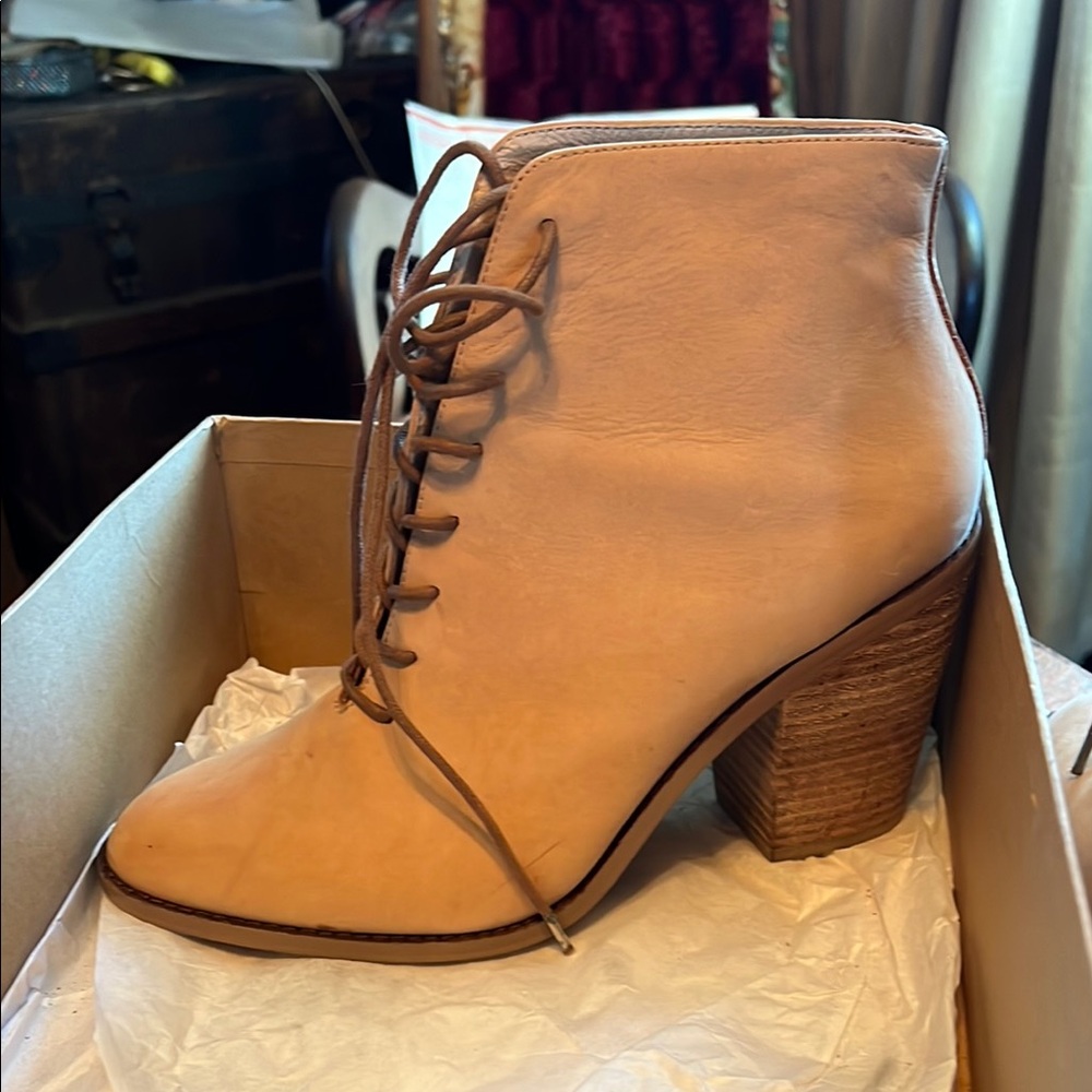 Kelsi Dagger Cream Lace Up Boots